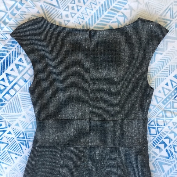 Banana Republic Tweed Dress - Picture 6 of 7